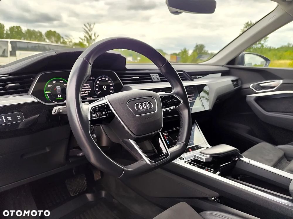 Audi e-tron Sportback 50 Quattro S Line - 14