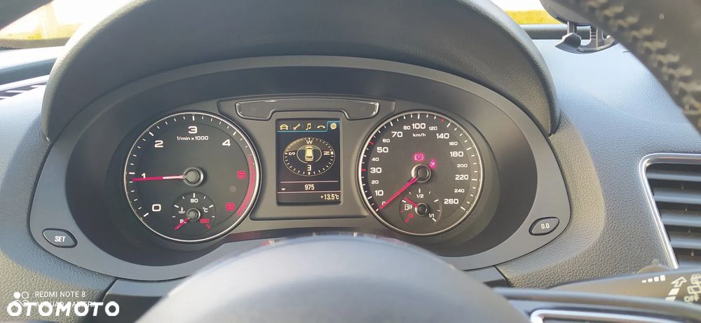 Audi Q3 2.0 TDI quattro sport - 24