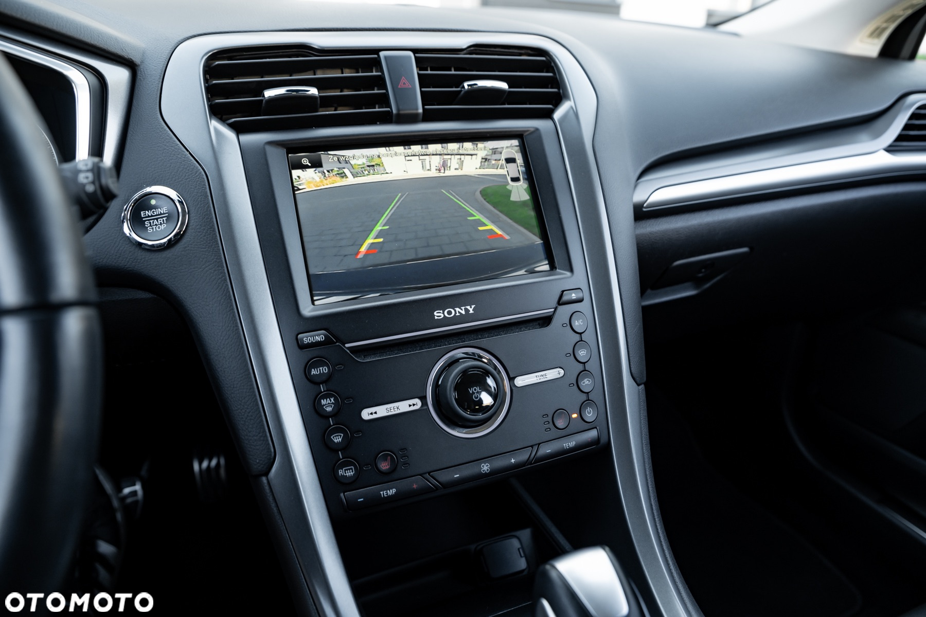 Ford Mondeo - 36