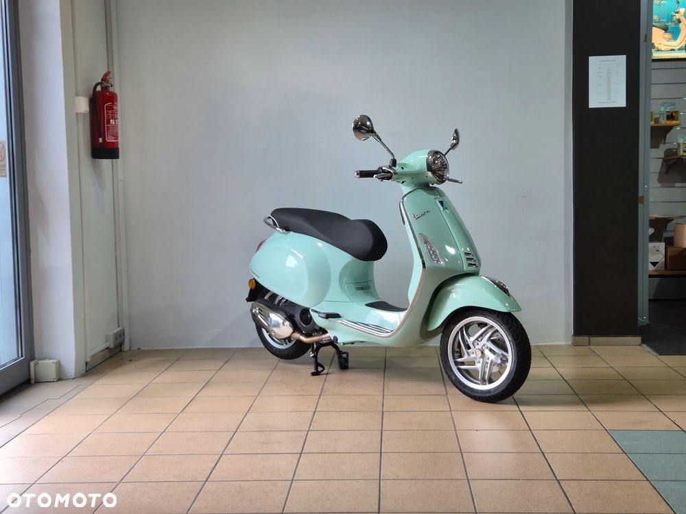 Vespa Primavera - 1