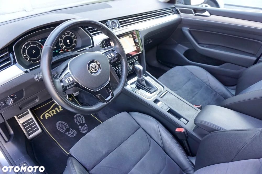 Volkswagen Arteon 2.0 TDI SCR DSG Elegance - 25
