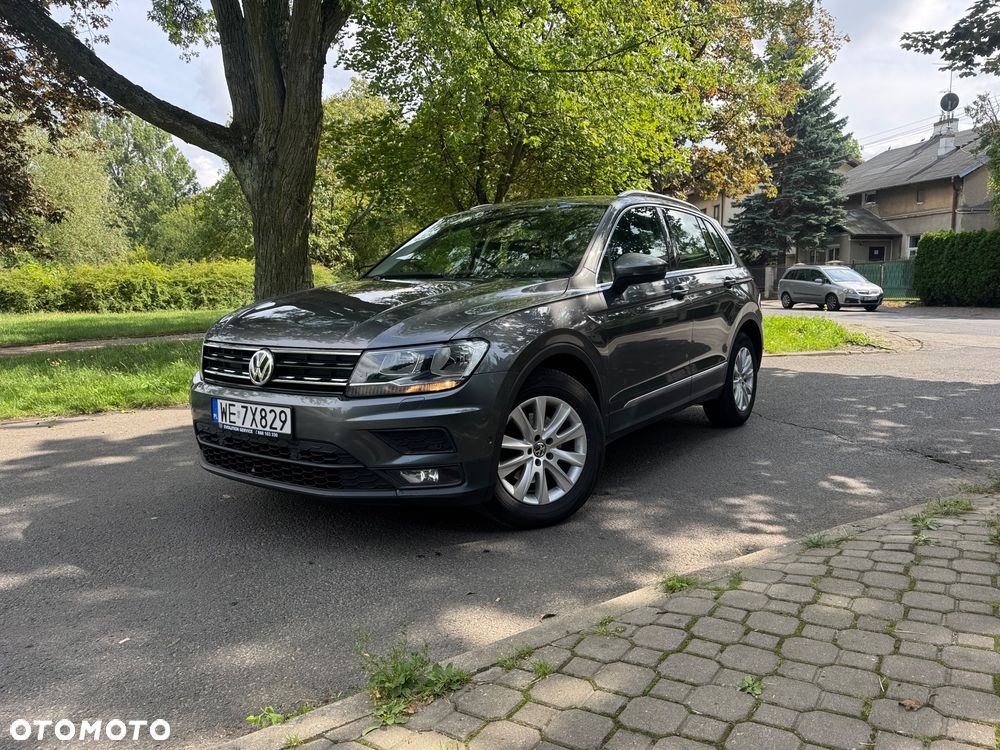 Volkswagen Tiguan - 1