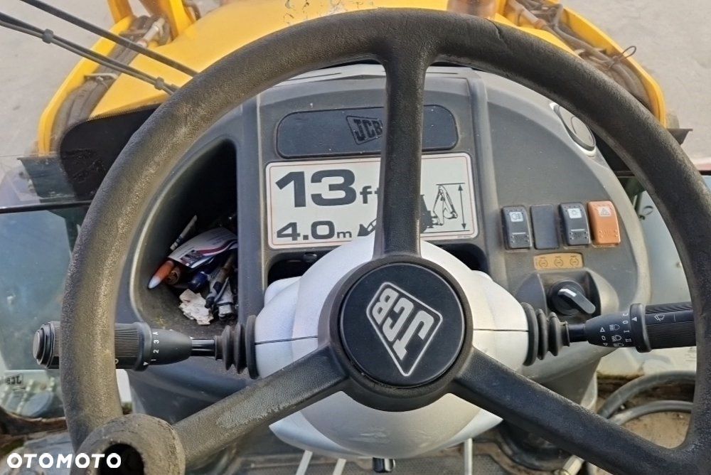 JCB 3CX - 4