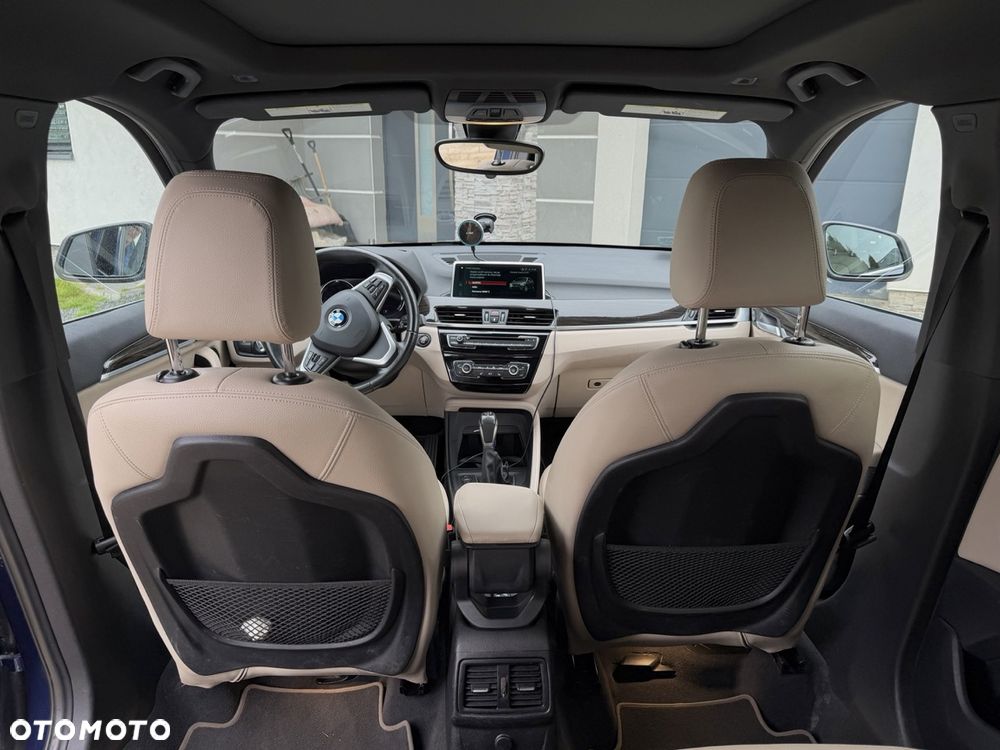 BMW X1 xDrive25i xLine - 19