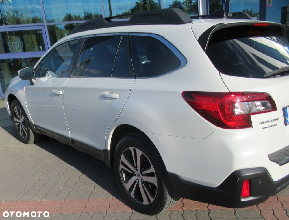 Subaru Outback - 3