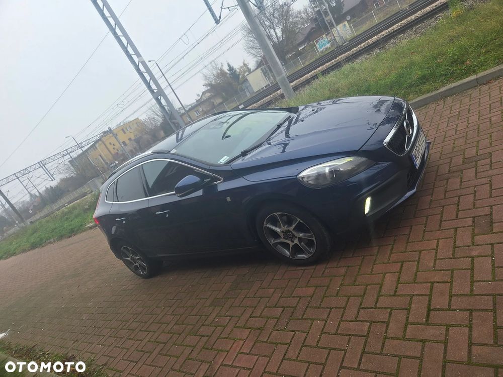 Volvo V40 D2 Ocean Race - 9