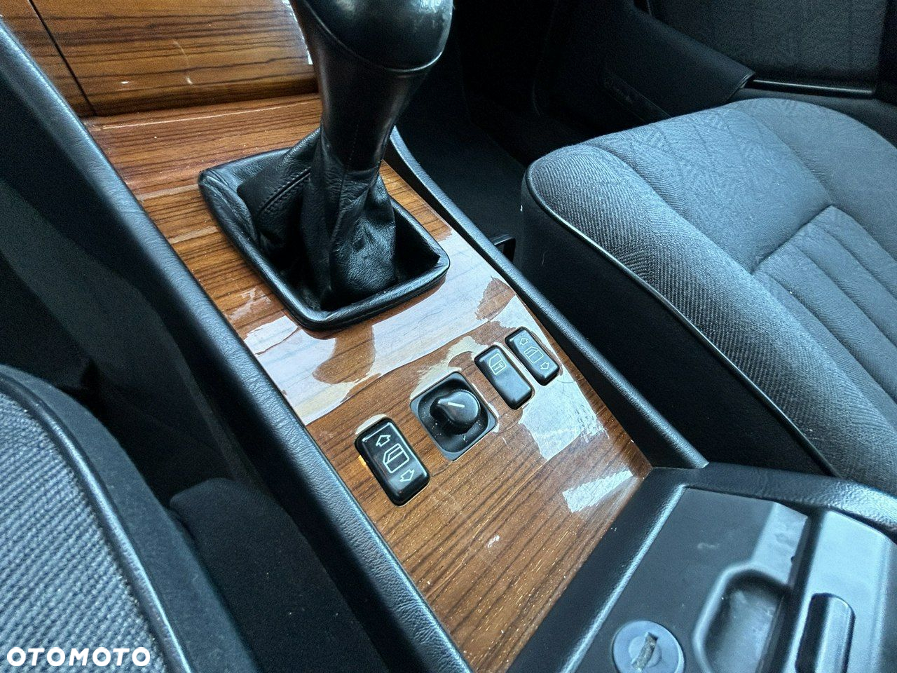Mercedes-Benz Klasa E - 13