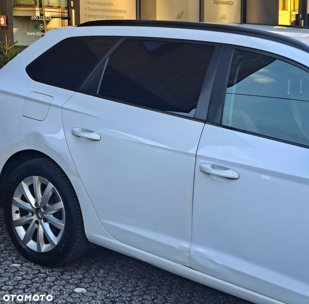 Seat Leon 1.6 TDI Reference - 10