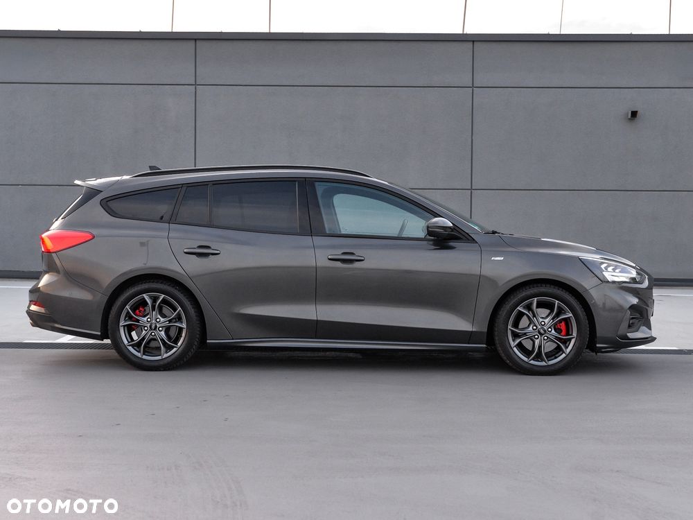 Ford Focus 1.5 EcoBoost ST-Line - 9