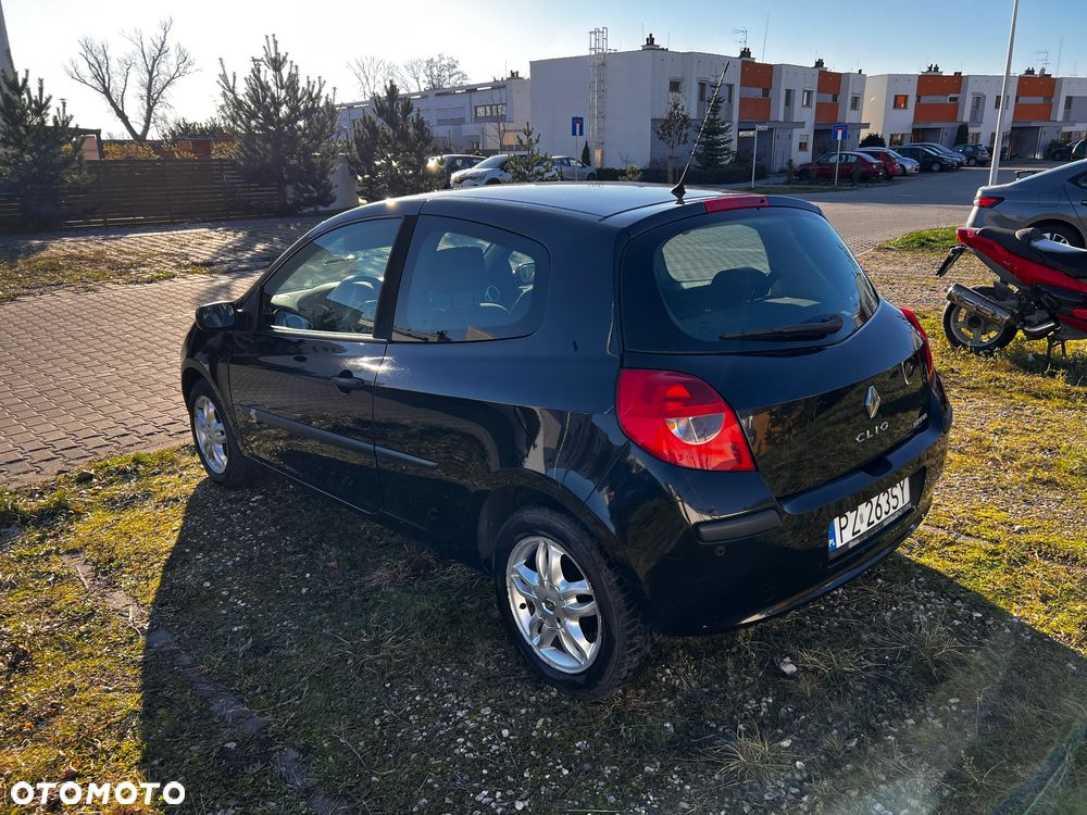 Renault Clio 1.2 16V Extreme - 4