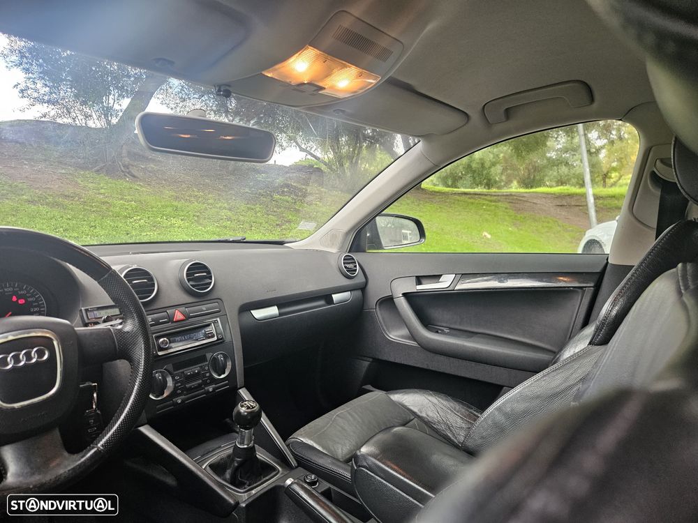 Audi A3 Sportback 1.9 TDi - 10