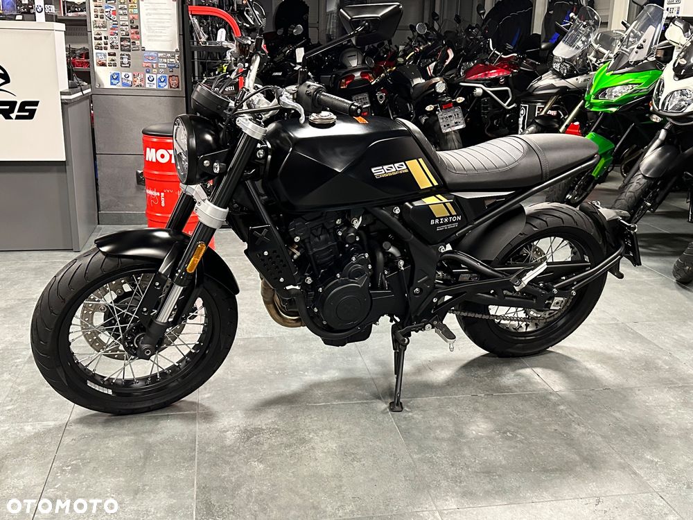 Brixton Crossfire - 27