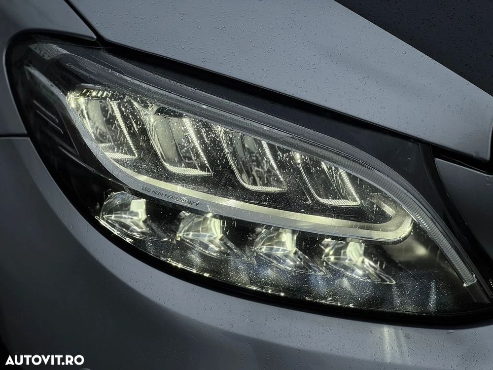 Mercedes-Benz C - 14