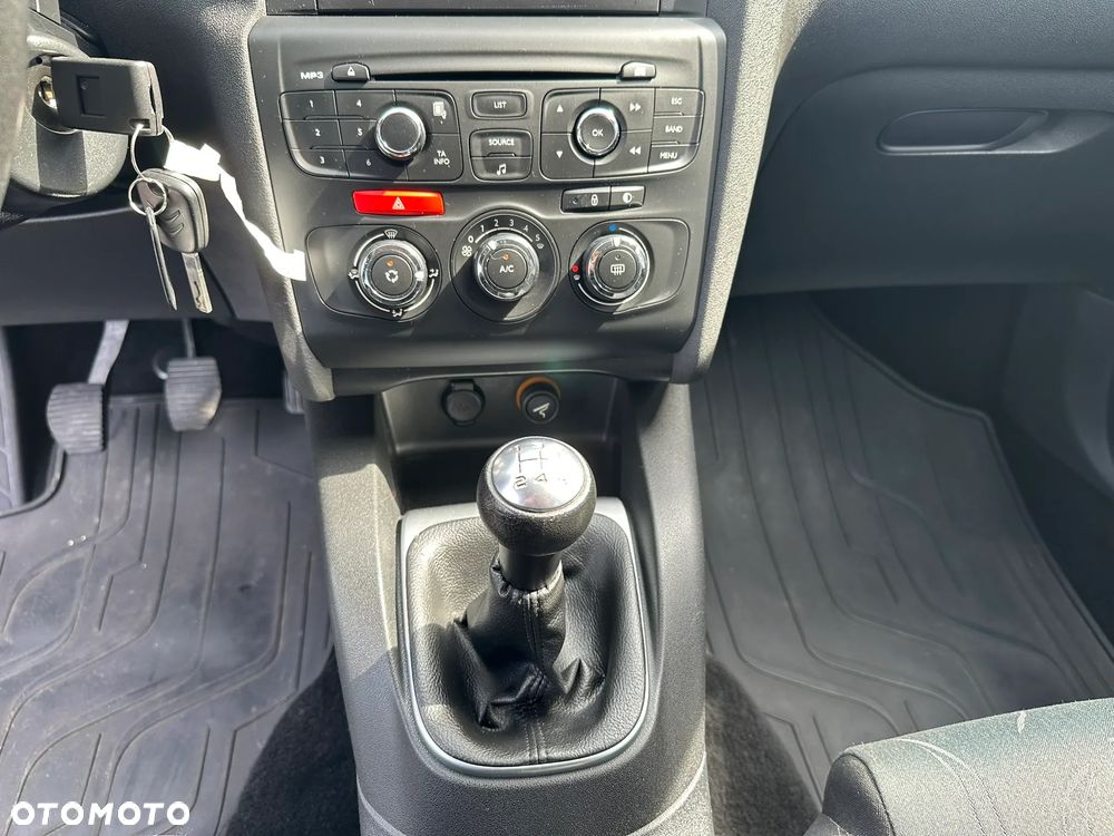 Citroën C4 VTi 120 Attraction - 35