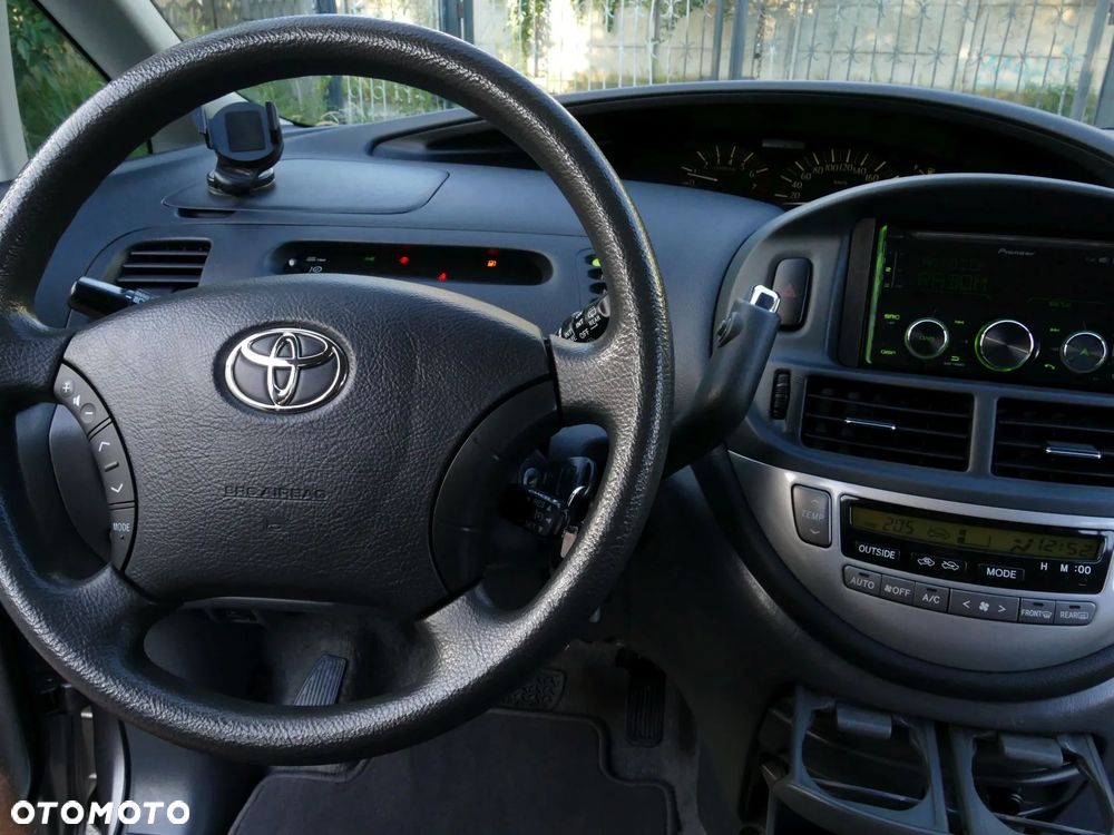 Toyota Previa 2.4 Automatik Luna - 30