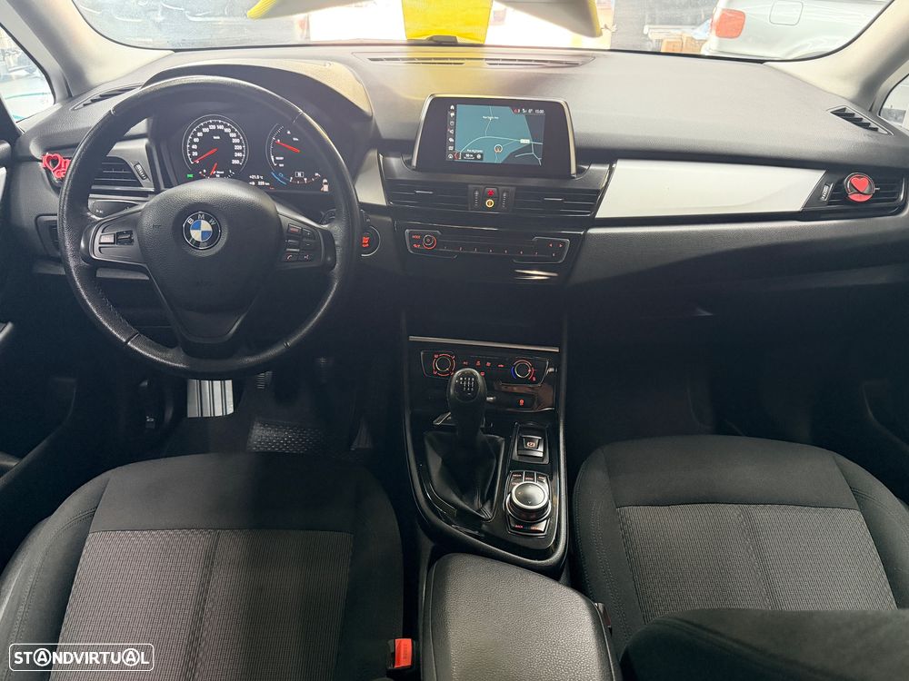 BMW 216 Active Tourer d Advantage - 9
