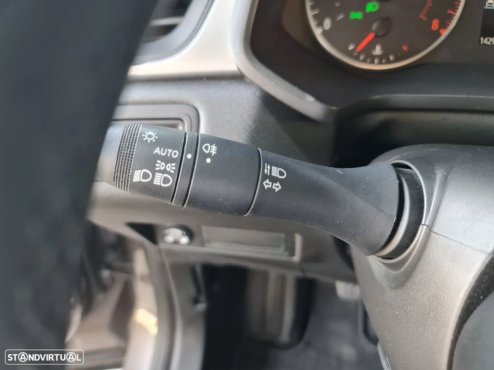 Renault Captur 1.0 TCe Equilibre Bi-Fuel - 31