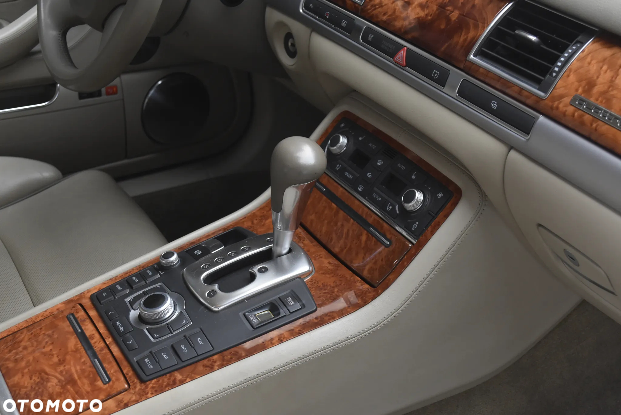 Audi A8 6.0 quattro Langversion - 26