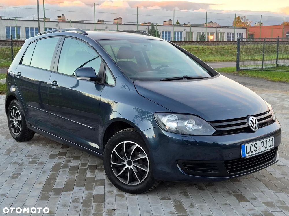 Volkswagen Golf Plus - 12