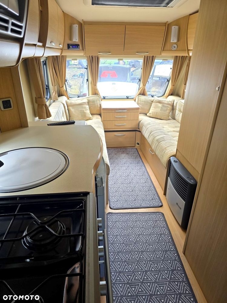 SWIFT Abbey Vogue 530 - 6