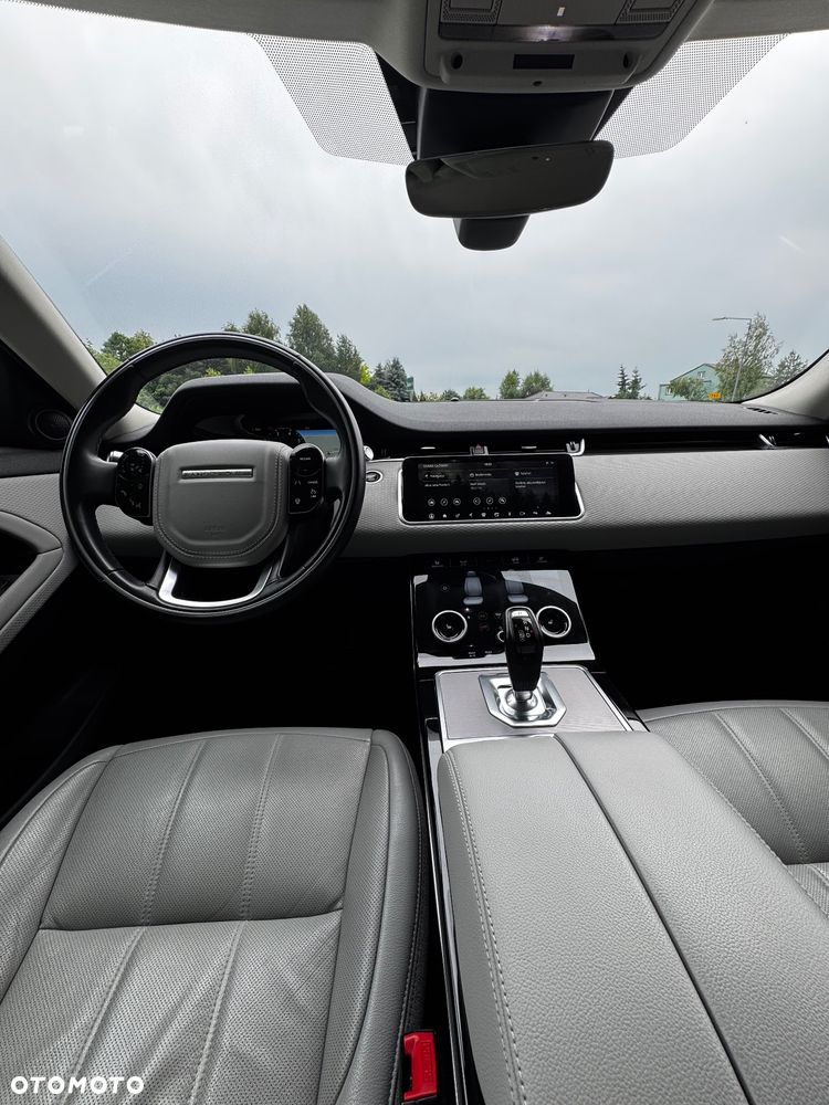 Land Rover Range Rover Evoque - 30