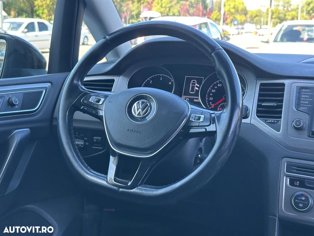 Volkswagen Golf 1.6 TDI DSG Highline - 9