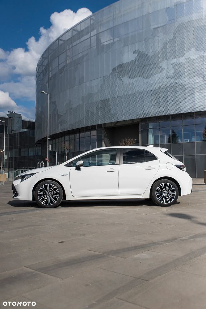 Toyota Corolla 1.8 Business Edition - 11