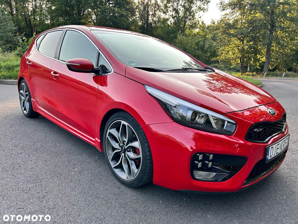 Kia Ceed 1.6 T-GDI GT - 21