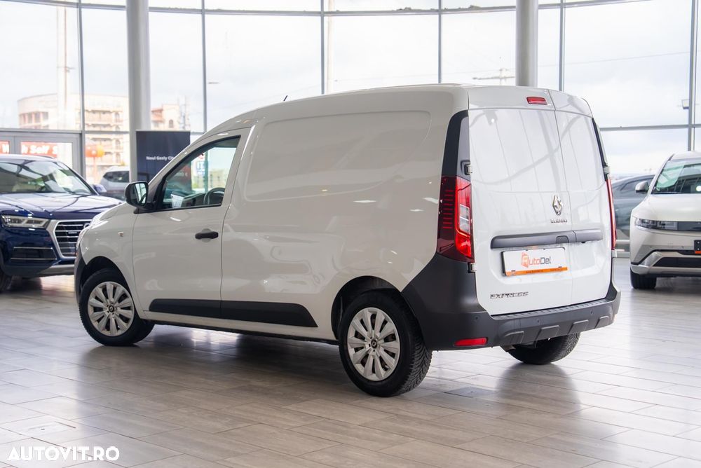 Renault Express - 10