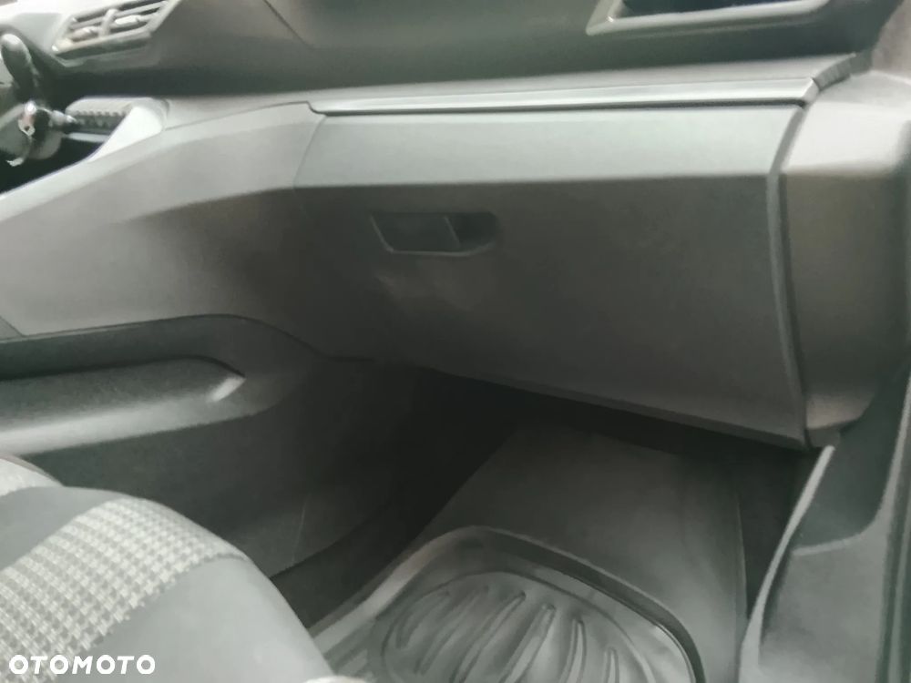Peugeot 3008 1.2 PureTech GT S&S - 21