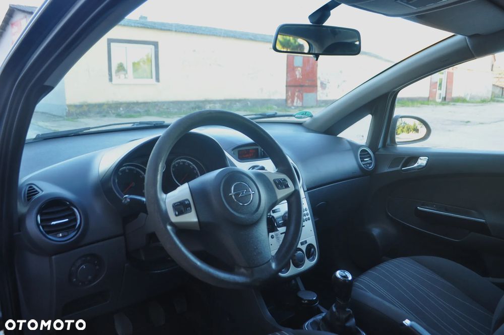 Opel Corsa 1.2 16V Enjoy - 13