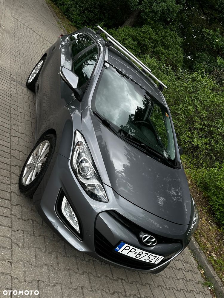 Hyundai i30 i30cw 1.4 CRDi Advantage - 21