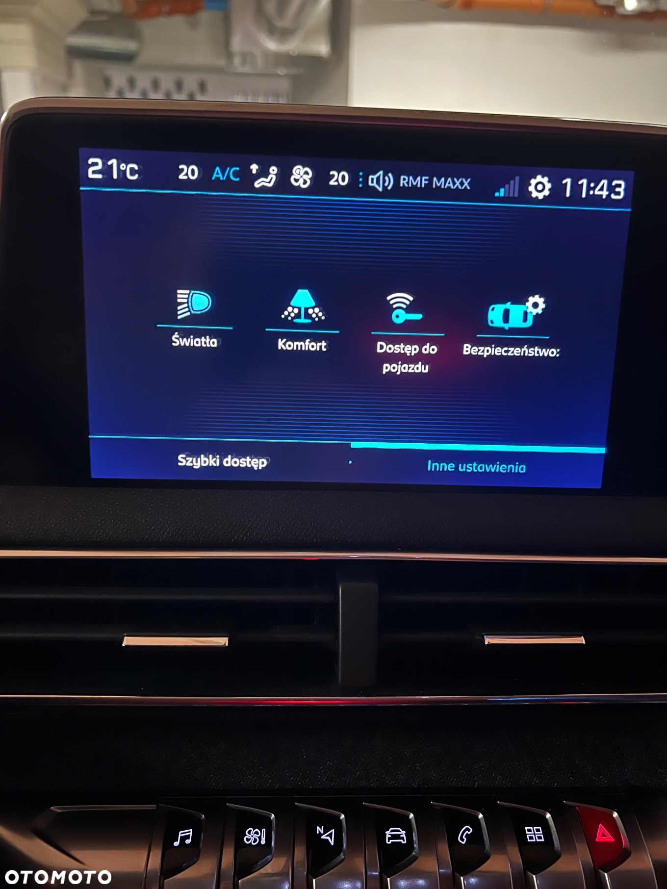 Peugeot 3008 2.0 BlueHDi Allure S&S - 32