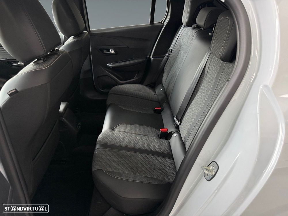 Peugeot 208 1.2 Hybrid Allure e-DCS6 - 14