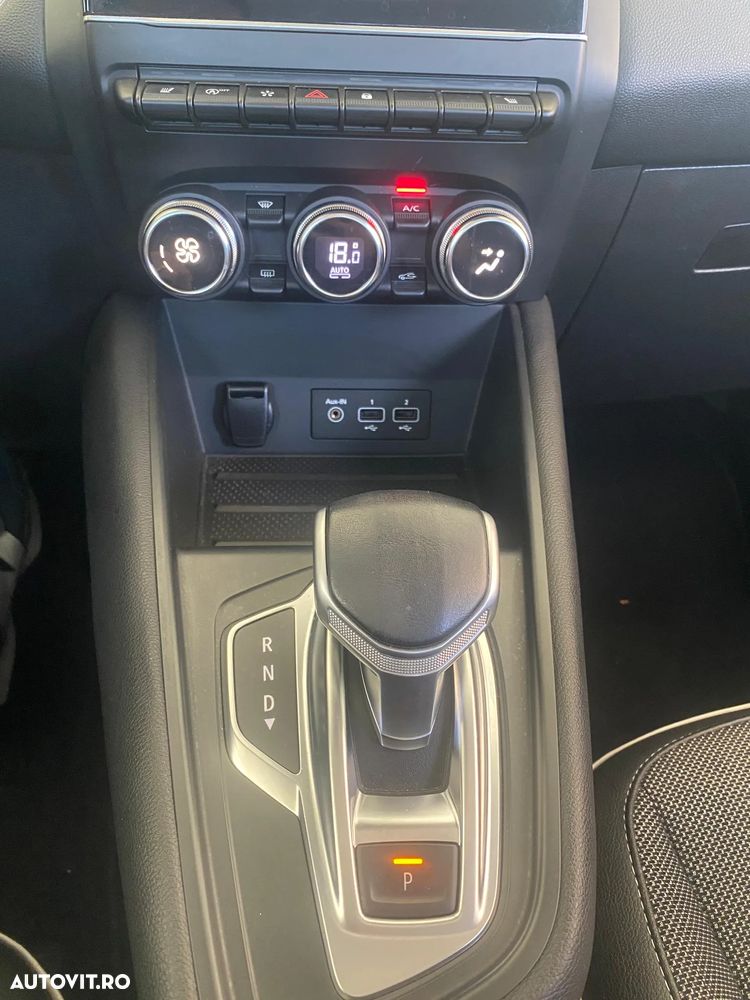 Renault Captur TCe 140 EDC Intense - 17