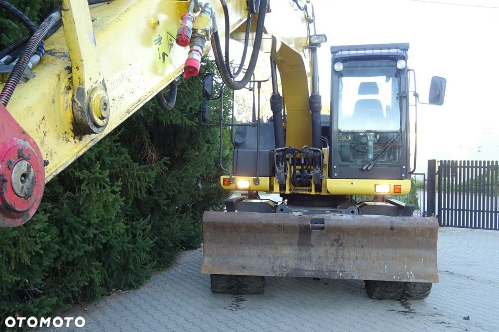 New Holland WE150B Pro - 18