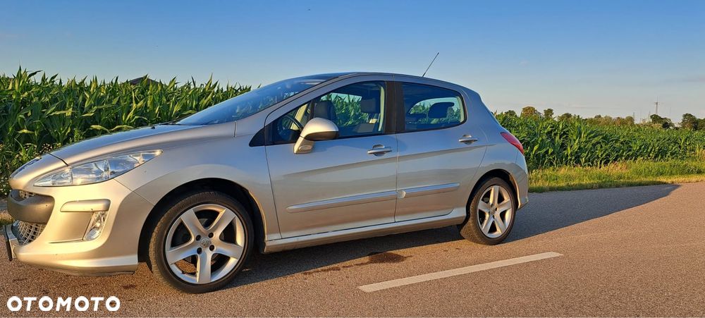 Peugeot 308 - 1