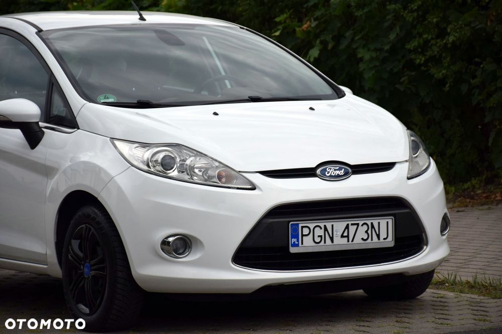 Ford Fiesta 1.25 Celebration - 5