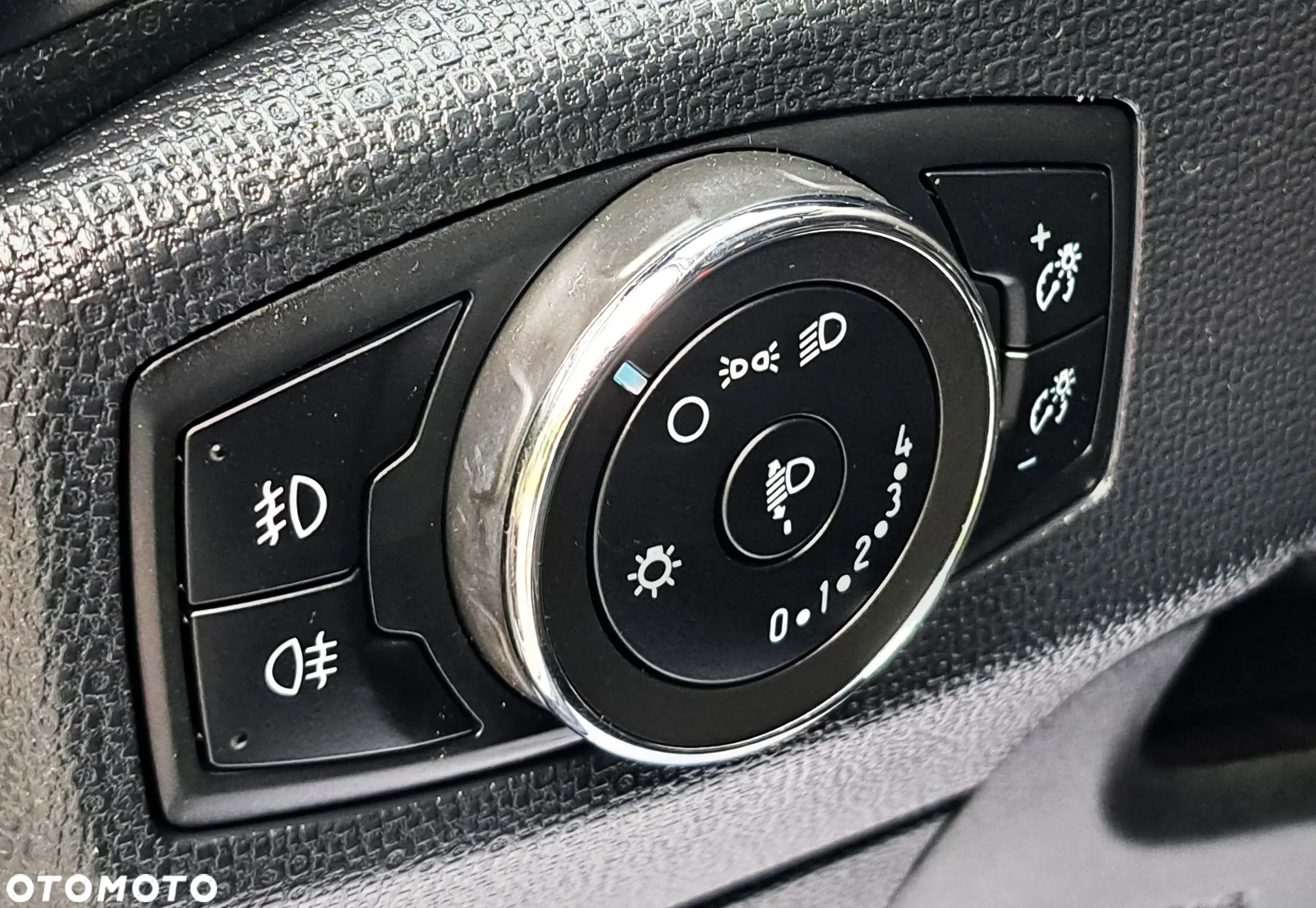 Ford EcoSport 1.0 EcoBoost TITANIUM - 31
