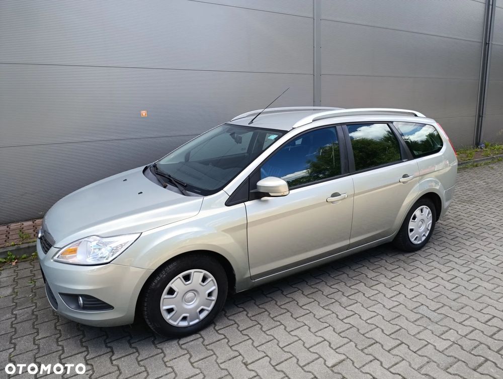 Ford Focus 1.6 16V Style+ - 20