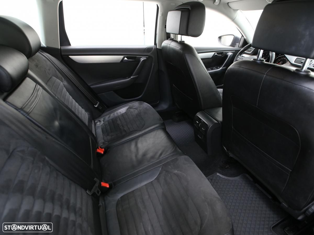 VW Passat Variant - 10