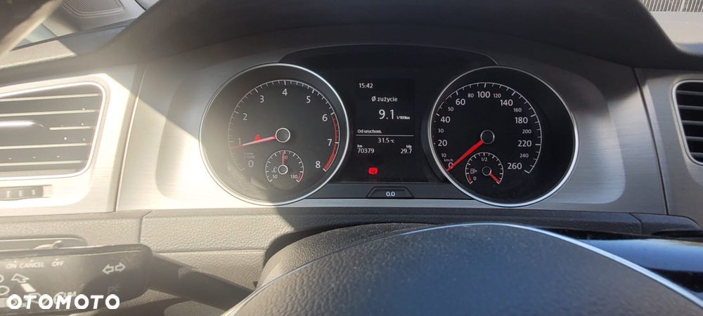 Volkswagen Golf 1.2 TSI BMT Comfortline - 5