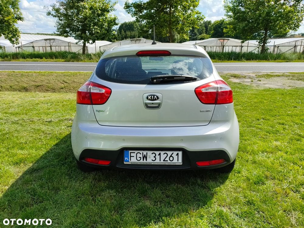 Kia Rio 1.4 Edition 7 - 8