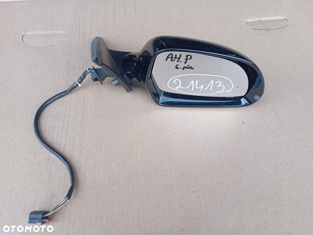 AUDI A4 B8 LUSTERKO PRAWE 6 PIN EUROPA - 1