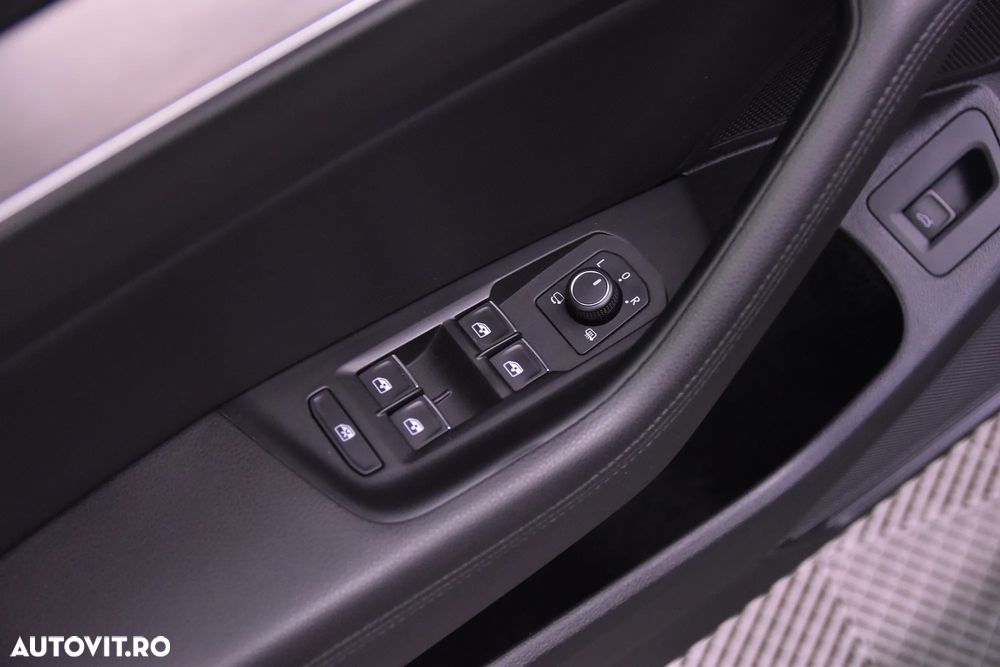 Volkswagen Passat - 13