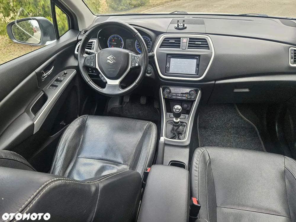 Suzuki SX4 S-Cross 1.6 DDiS 4x2 limited+ - 13