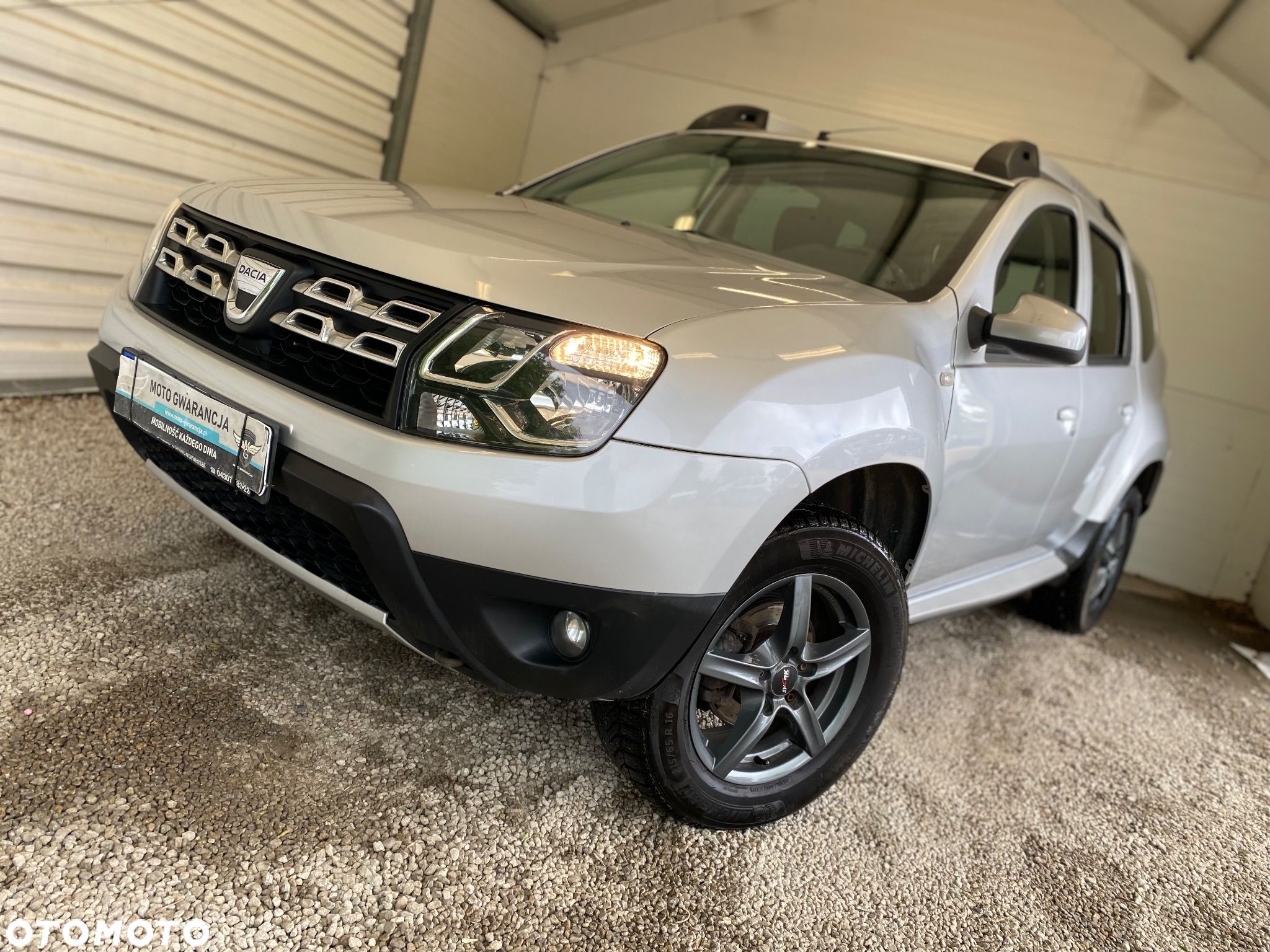 Dacia Duster 1.6 Laureate - 1