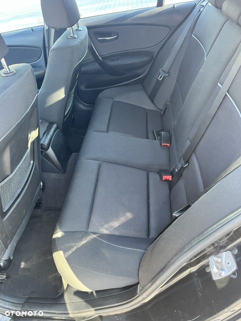BMW Seria 1 118d - 5