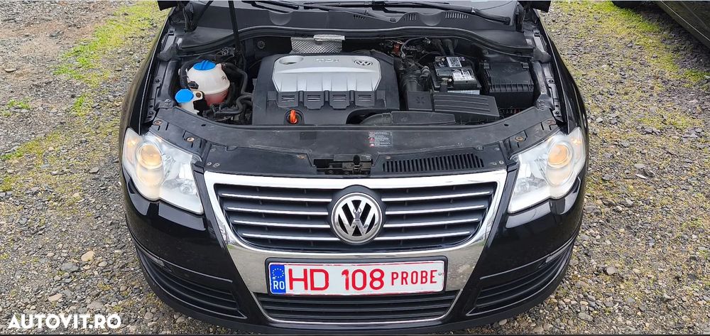 Volkswagen Passat 2.0 TDI DPF DSG Highline - 38