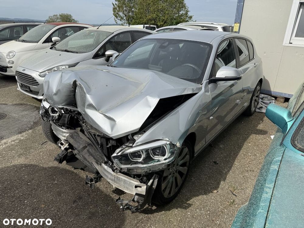BMW Seria 1 116d Sport Line - 3